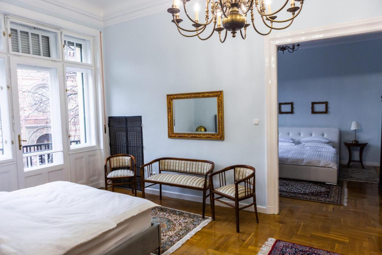 Luxury Downtown 3 Bedroom By Synagoge With Beautiful View * Budapešť