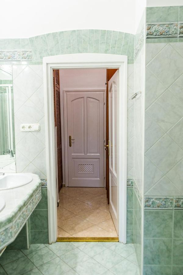 Apartmán Luxury Downtown 3 Bedroom By Synagoge With Beautiful View