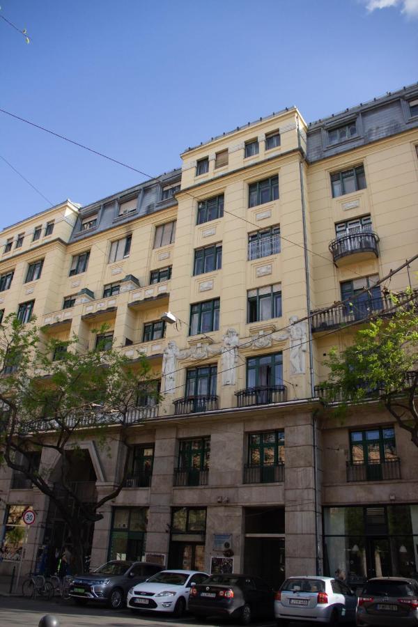 Apartmán Luxury Downtown 3 Bedroom By Synagoge With Beautiful View Budapešť