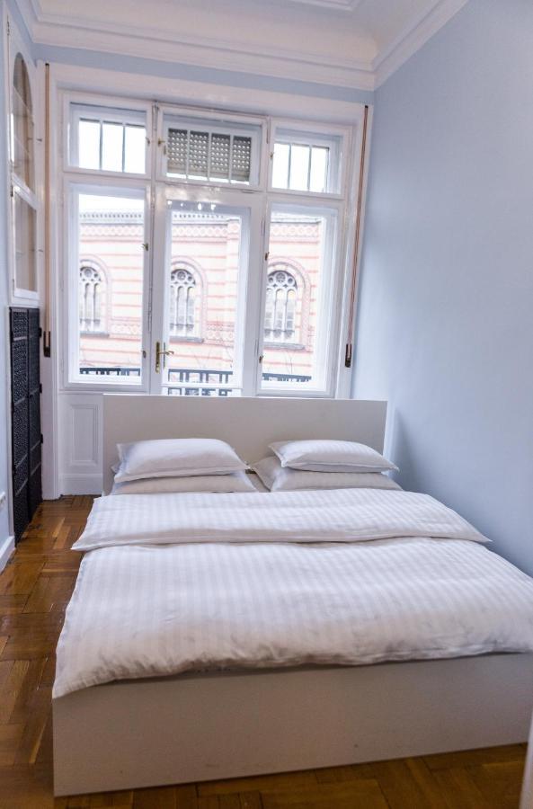 Luxury Downtown 3 Bedroom By Synagoge With Beautiful View * Budapest